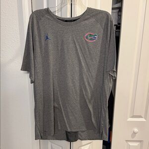 Jordan Men's Gray Athletic Tee with Blue and Green Accents Gators